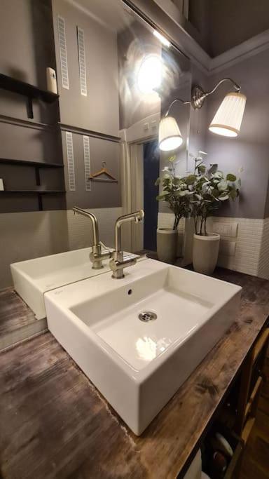 Your Royal 2 Bedroom City Center Stay Beograd Ngoại thất bức ảnh